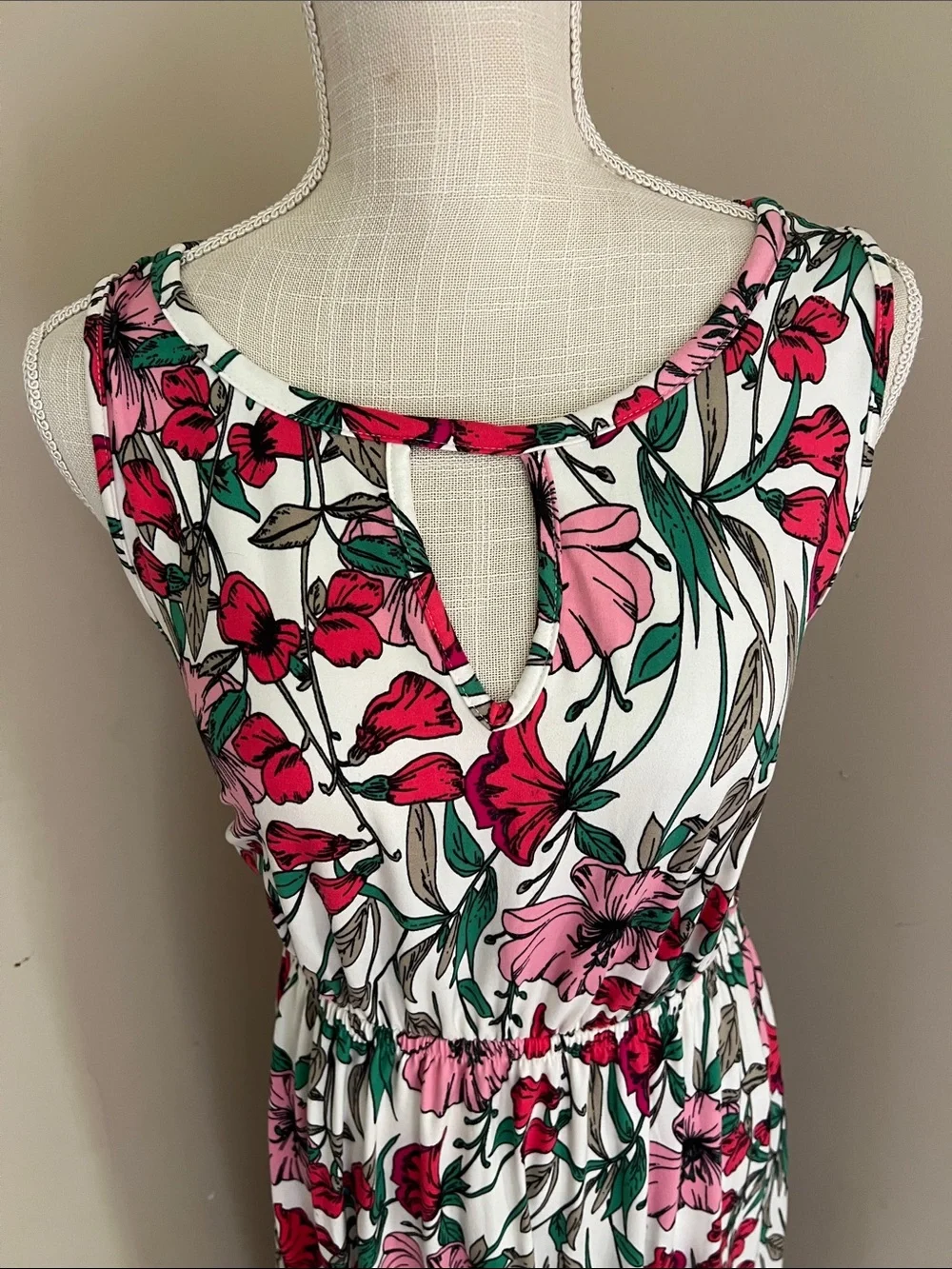 French Grey White Maxi Dress with Pink & Red Floral Print - Picture 2 of 9